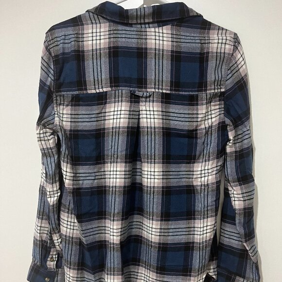 American Eagle Boyfriend Fit Flannel - Picture 2 of 4